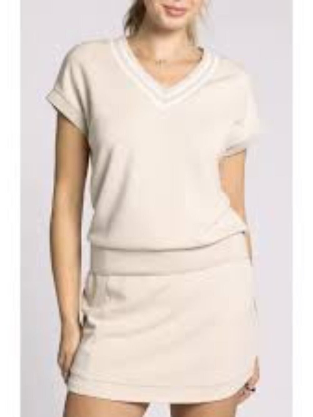NWT Thread & Supply Recreation Rhonda V-Neck Top in Beige with White Trim